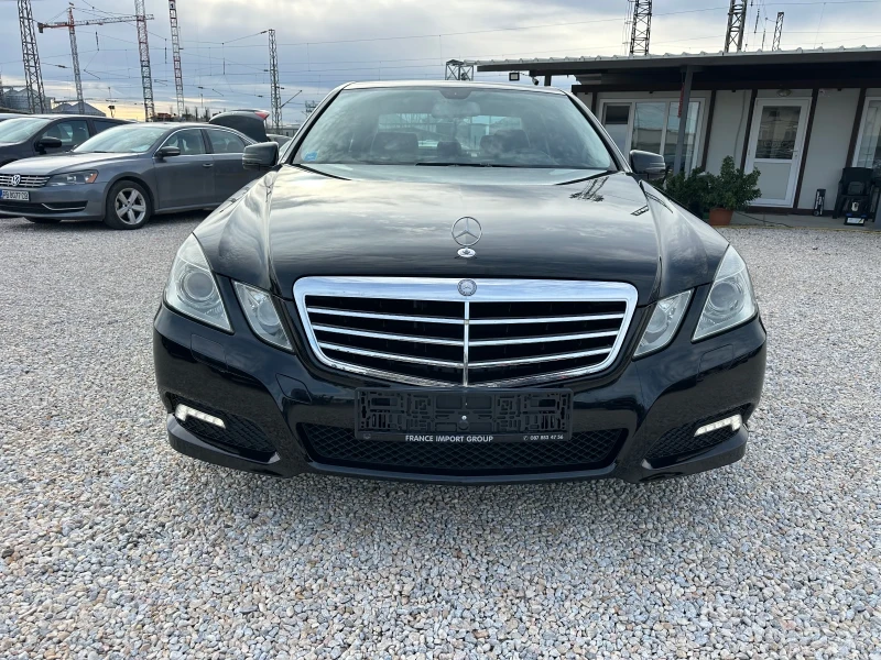Mercedes-Benz E 220 Avantgarde, снимка 2 - Автомобили и джипове - 53269578