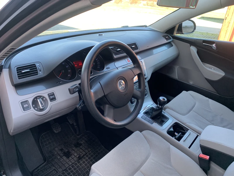 VW Passat УНИКАТ чисто нов, снимка 6 - Автомобили и джипове - 53470156