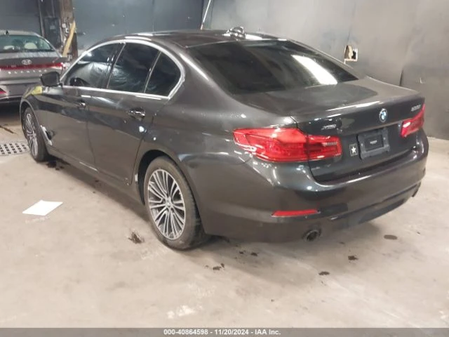 BMW 530 xDrive, КРАЙНА ЦЕНА, снимка 3 - Автомобили и джипове - 48462047