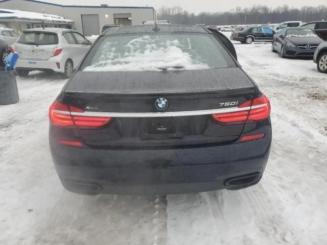 BMW 750  - изображение 2
