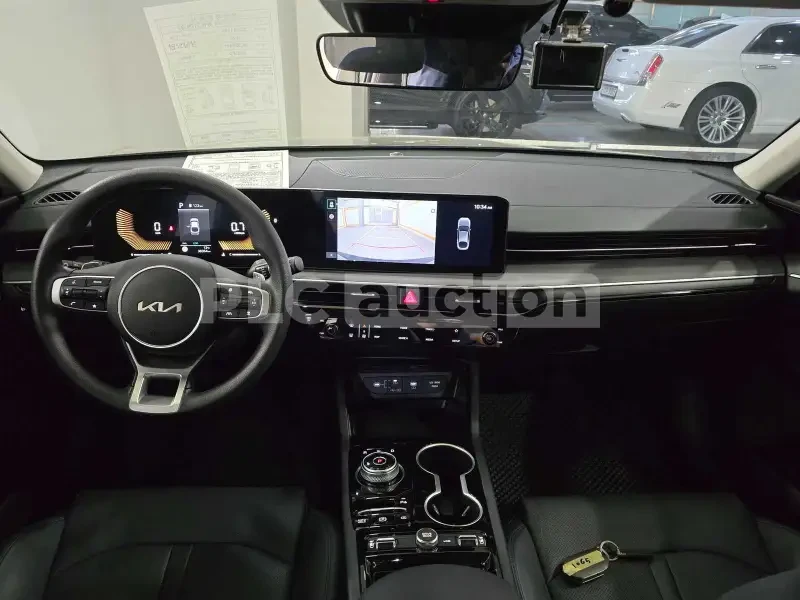 Kia K5 ФАБРИЧНА ГАЗ / ДИСТРОНИК / ЦЕНА ДО БЪЛГАРИЯ, снимка 7 - Автомобили и джипове - 55417473