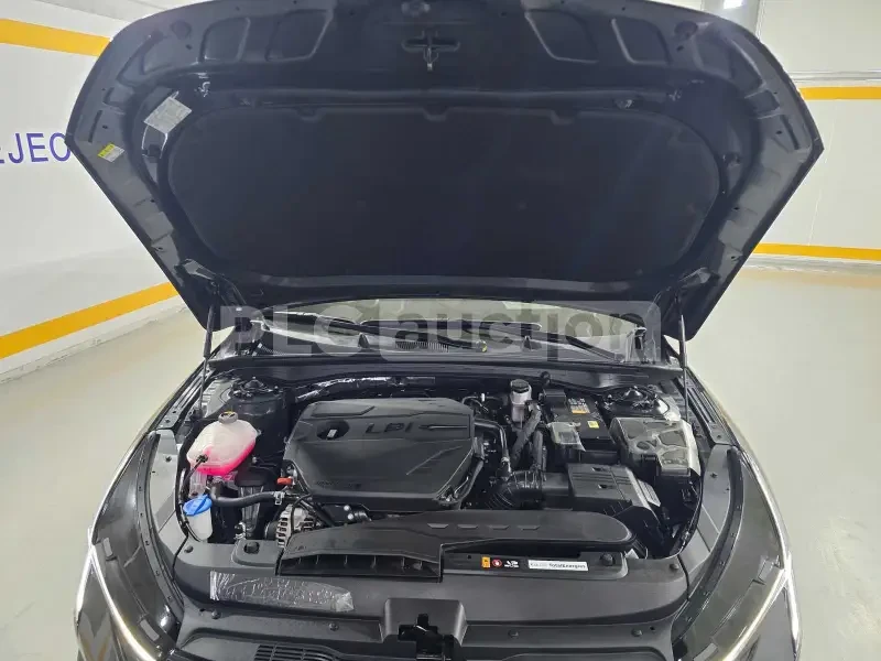 Kia K5 ФАБРИЧНА ГАЗ / ДИСТРОНИК / ЦЕНА ДО БЪЛГАРИЯ, снимка 6 - Автомобили и джипове - 55417473