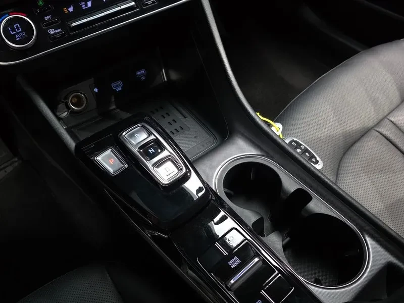Hyundai Sonata  Hybrid (Dn8) Modern | Mobile.bg � ����������� 9
