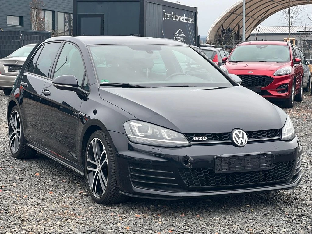 VW Golf, снимка 1