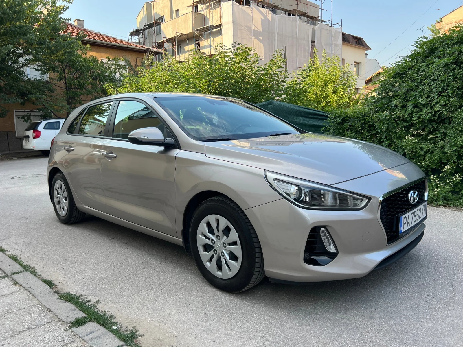 Hyundai I30 1.4 benz - изображение 3