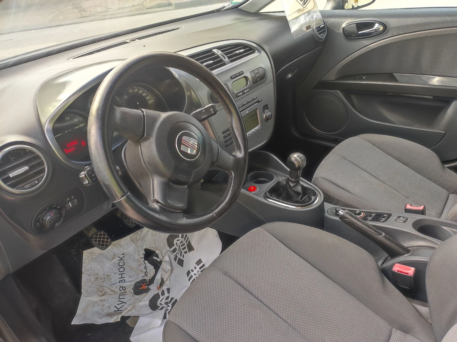 Seat Leon 1.9 ТДИ 105 - изображение 10