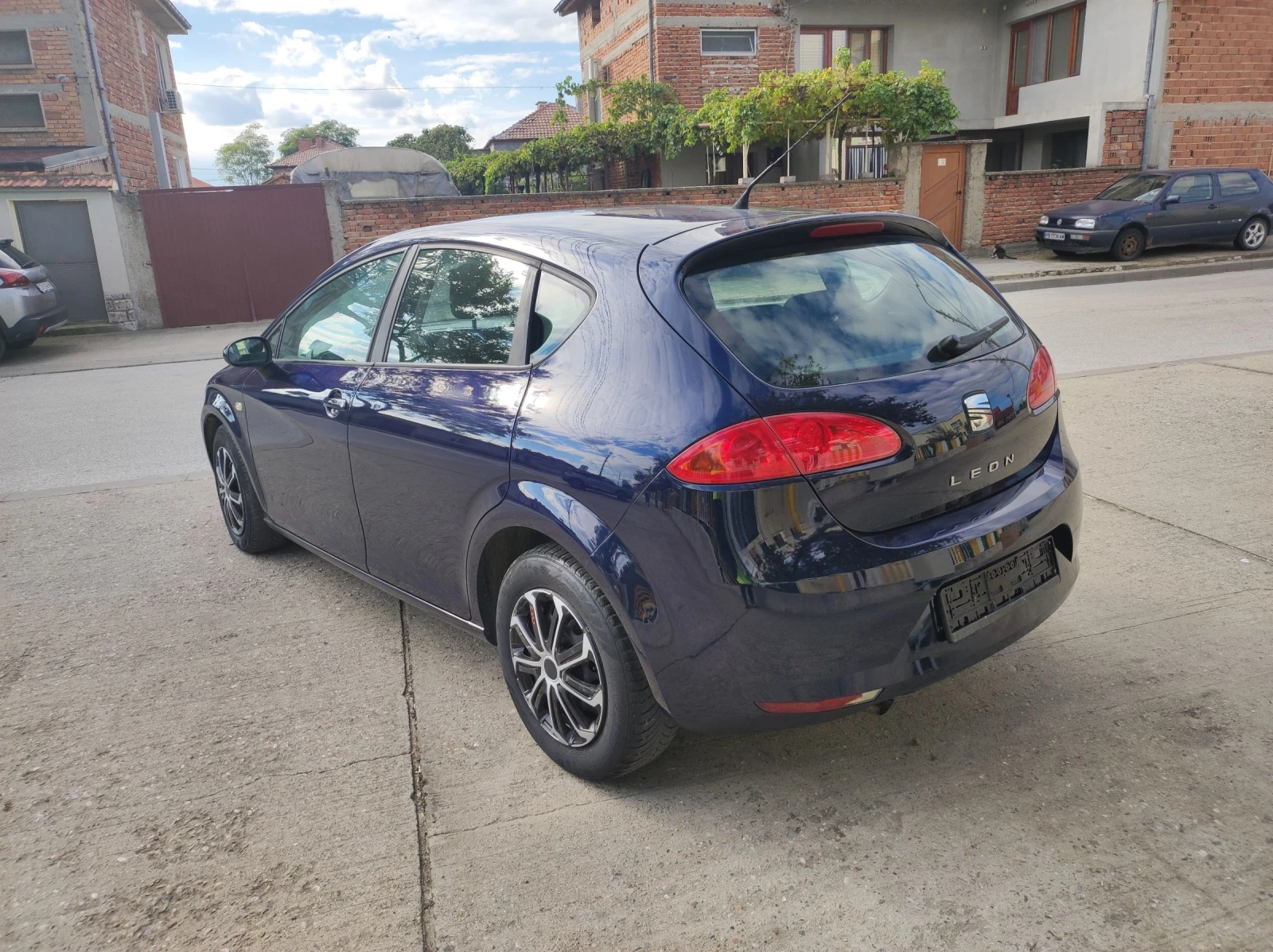 Seat Leon 1.9 ТДИ 105 - изображение 5