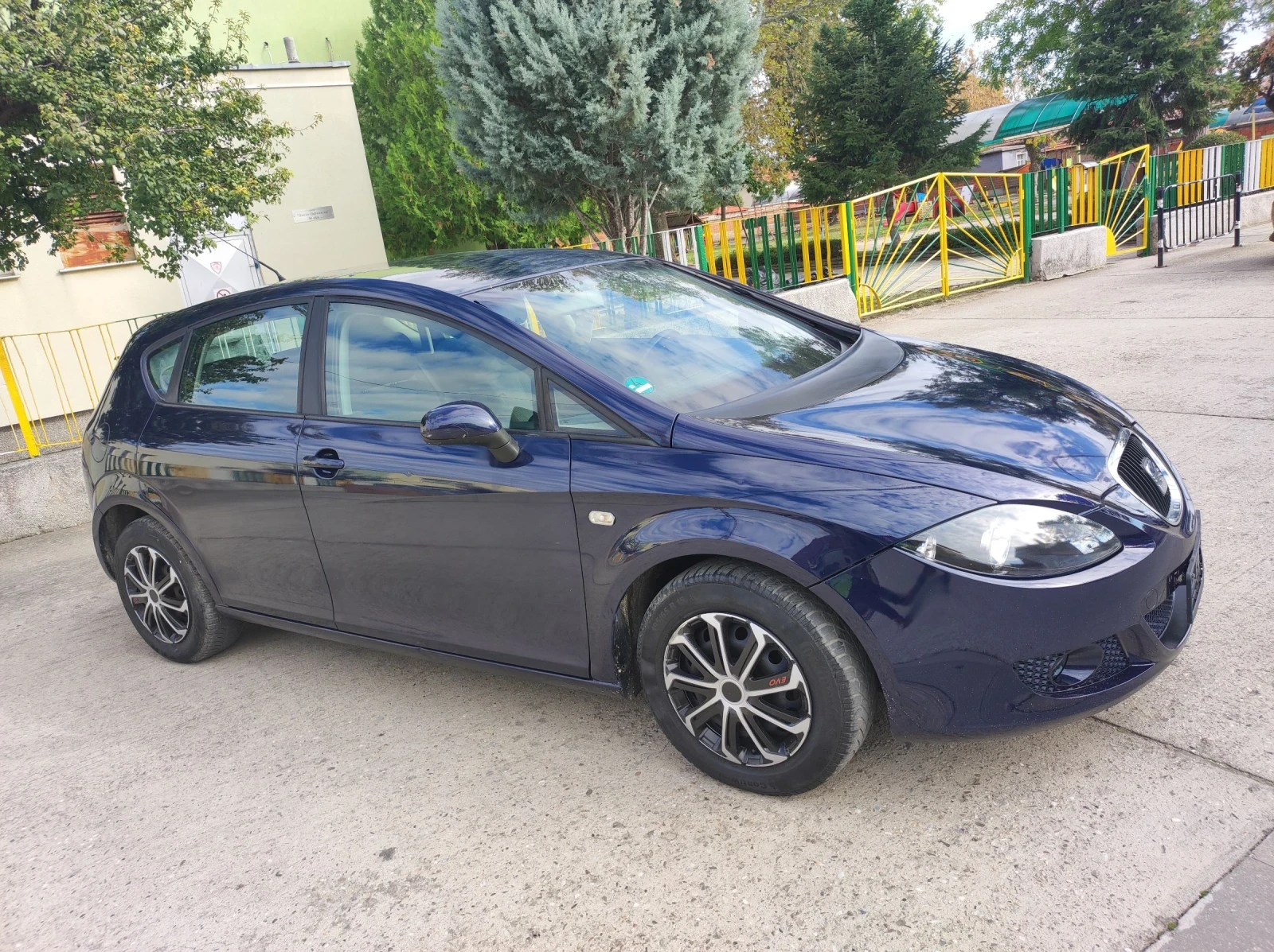 Seat Leon 1.9 ТДИ 105 - изображение 7