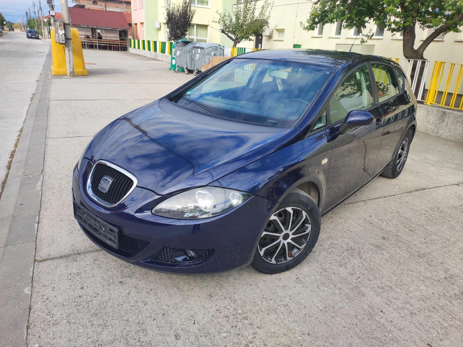 Seat Leon 1.9 ТДИ 105 - изображение 3