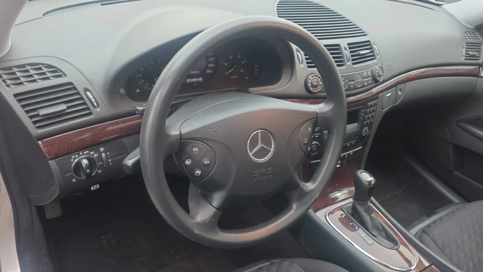 Mercedes-Benz E 220    | Mobile.bg   14