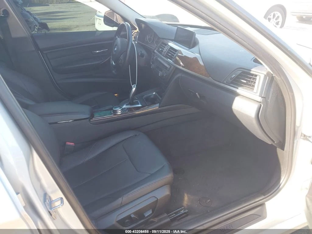 BMW 335 * XDRIVE * CARFAX * БЕЗ ПЪРВОНАЧАЛНА ВНОСКА - изображение 5