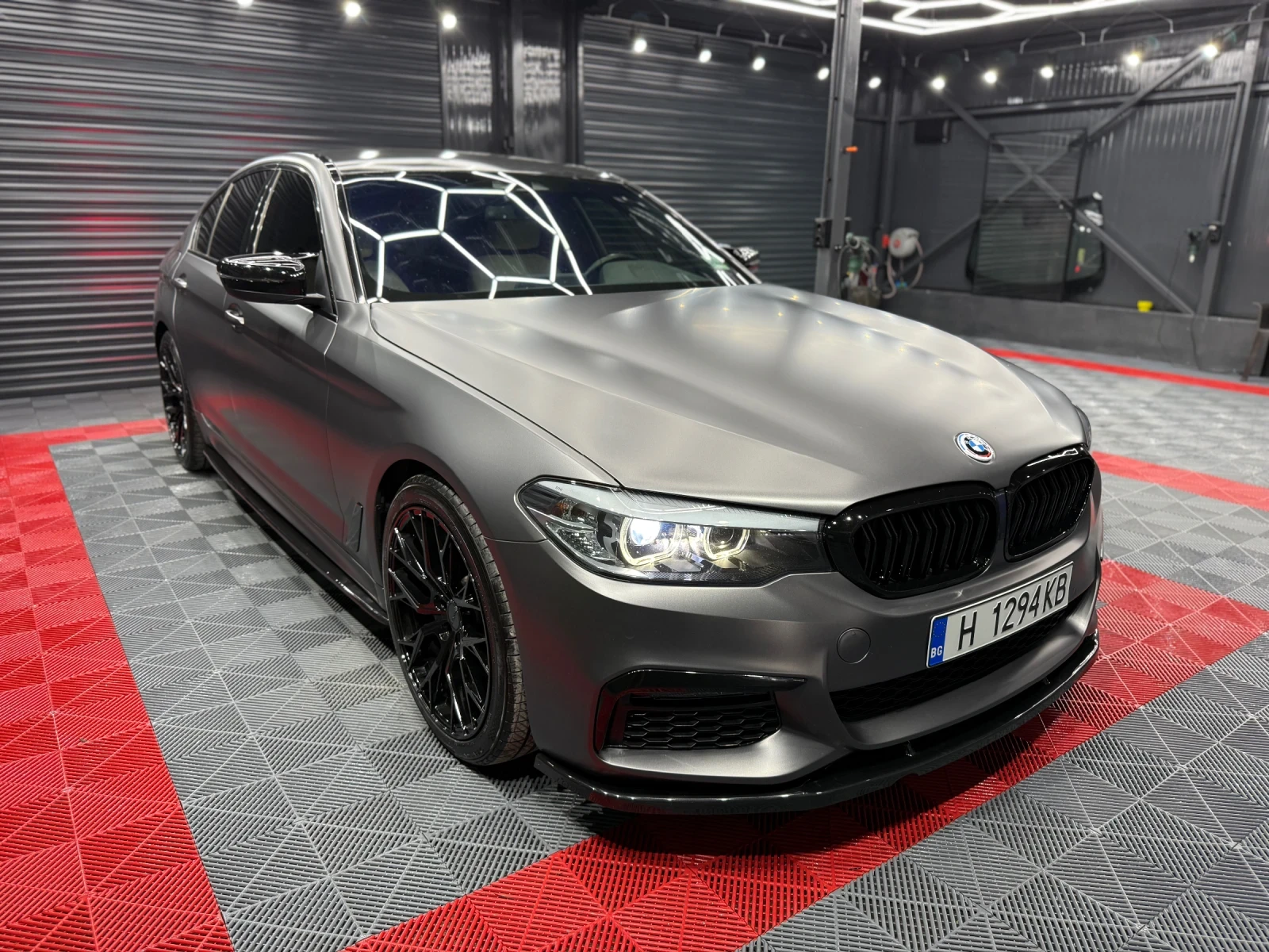 BMW 520 X DRIVE - изображение 3