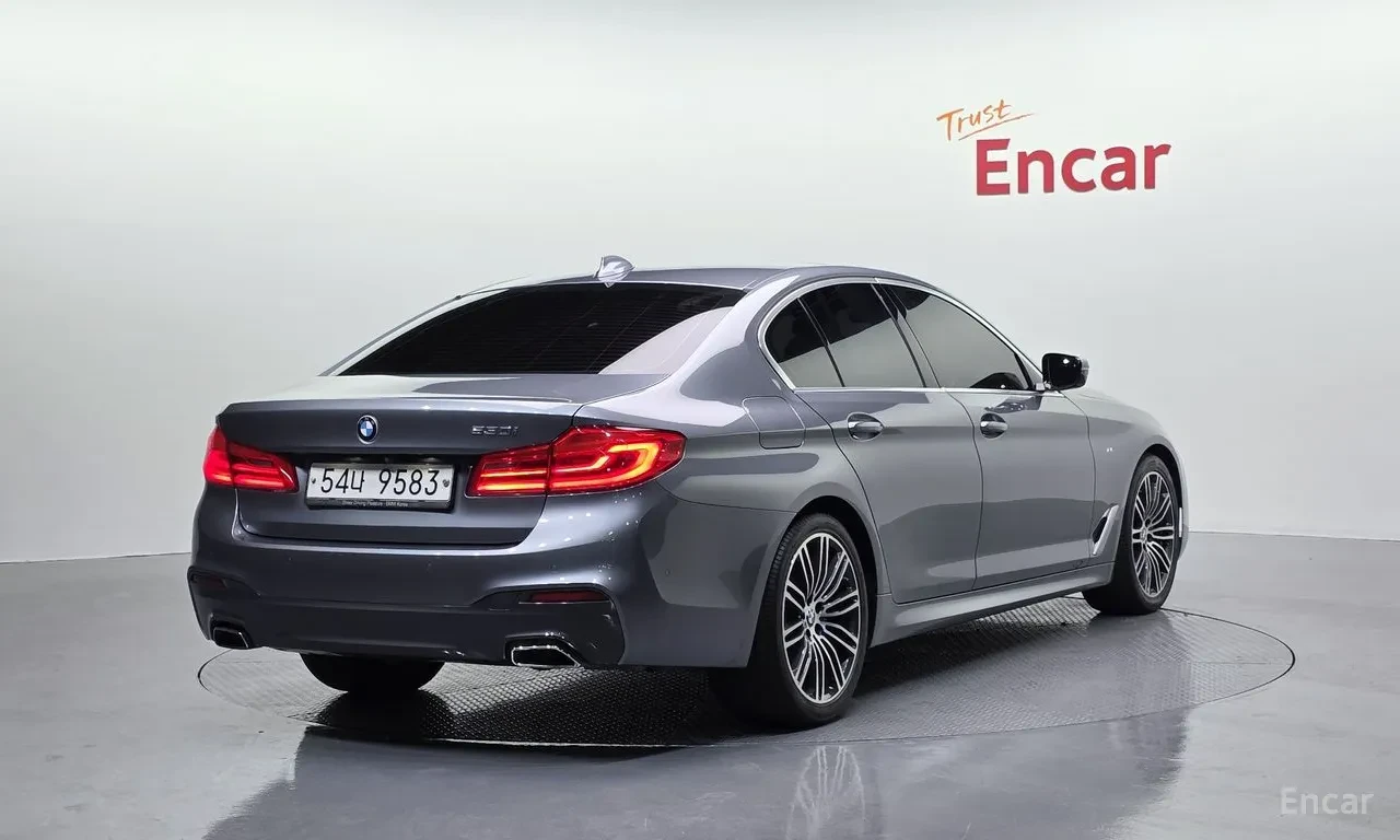 BMW 530 M Sport (G30), снимка 2 - Автомобили и джипове - 54613604