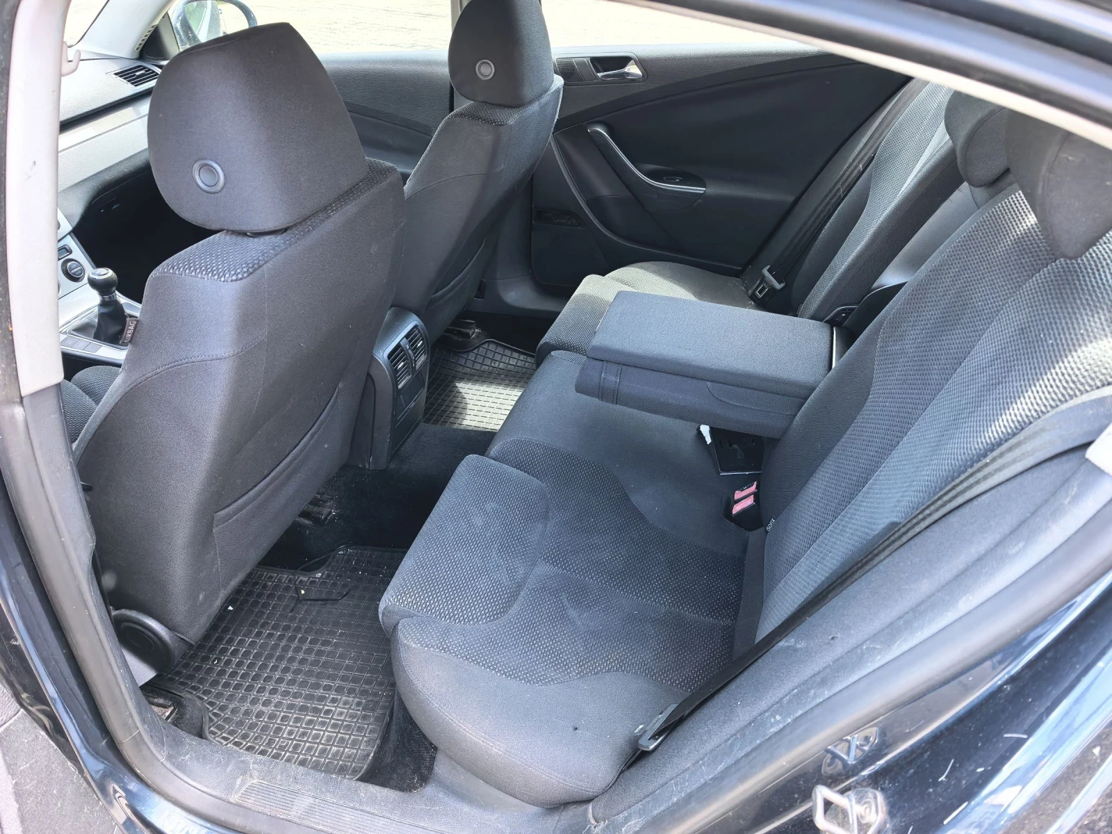 VW Passat 2.0��� 140�� ������ ���������  | Mobile.bg � ����������� 9