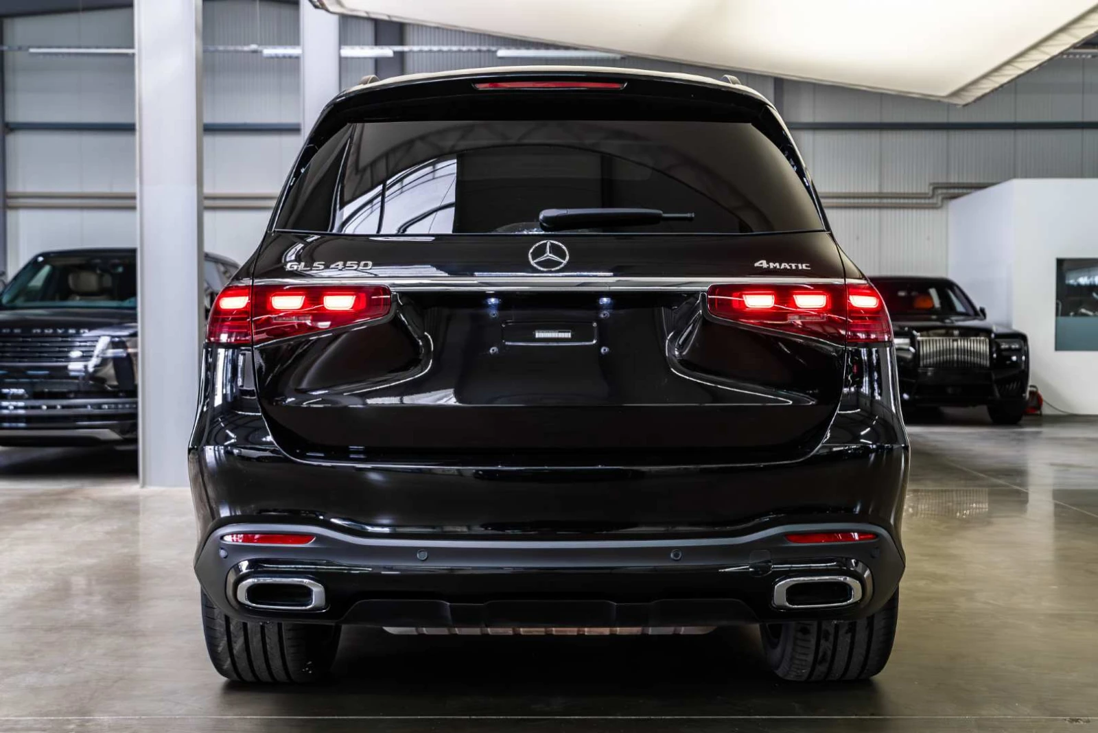 Mercedes-Benz GLS 450 NEW* FACELIFT* * AMG* PANO* BURMESTER* 360* , снимка 6 - Автомобили и джипове - 54638639