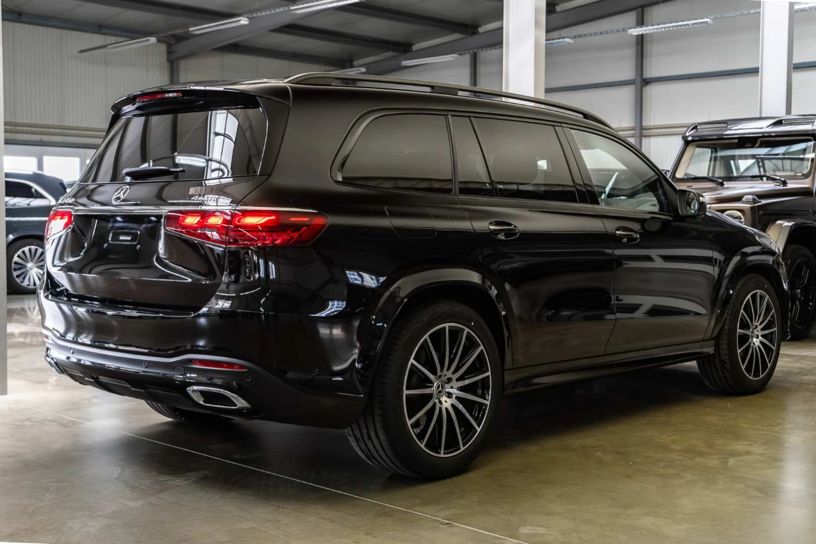 Mercedes-Benz GLS 450 NEW* FACELIFT* * AMG* PANO* BURMESTER* 360* , снимка 7 - Автомобили и джипове - 54638639