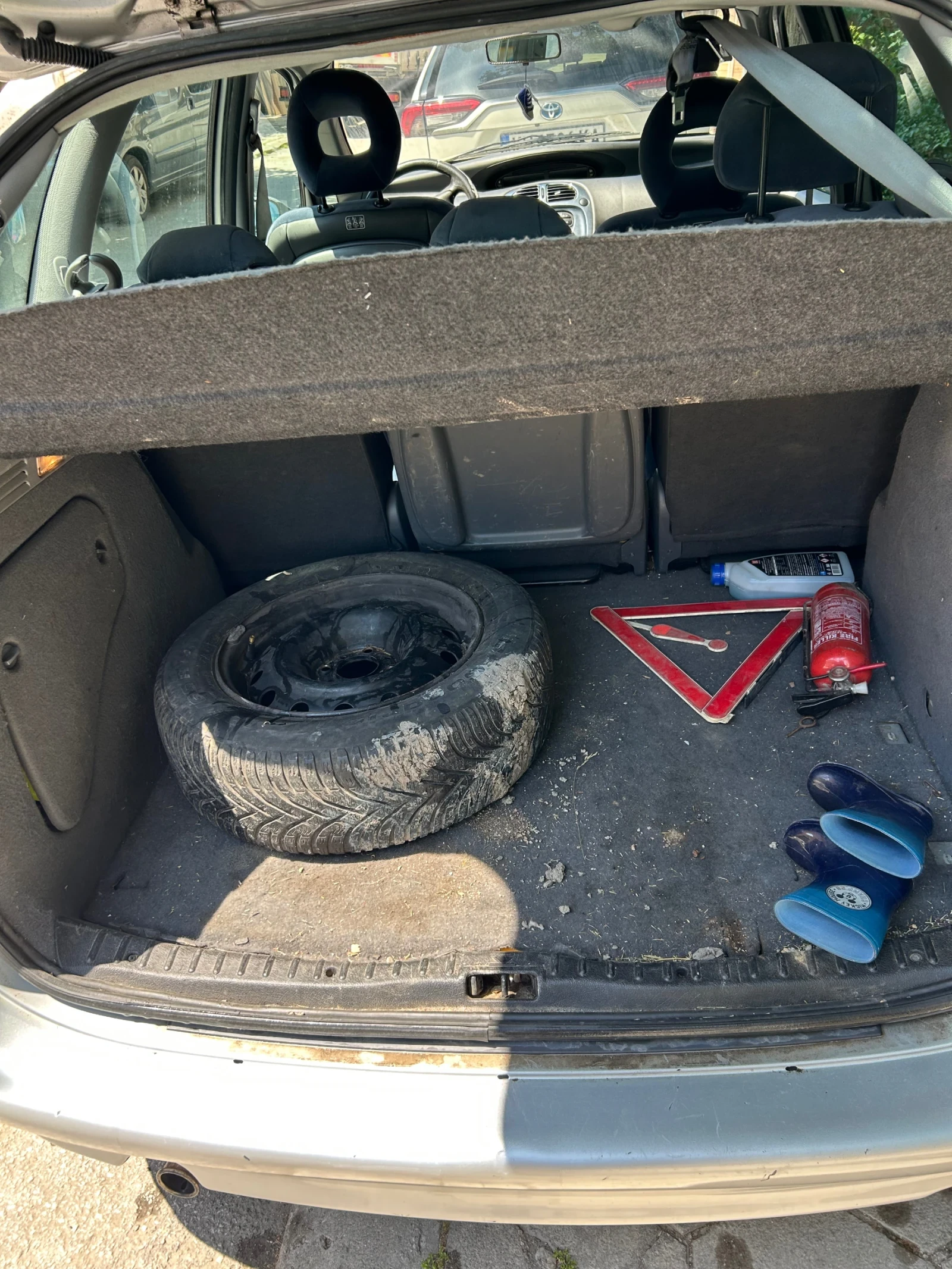 Citroen Xsara picasso, снимка 8 - Автомобили и джипове - 54695452