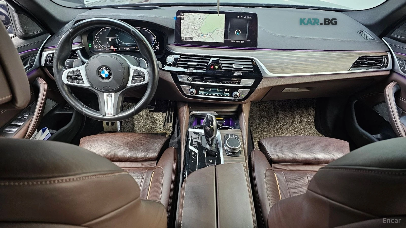 BMW 530E M PKG / DISTRONIC / HARMAN / ОБДУХВАНЕ / HEADUP , снимка 8 - Автомобили и джипове - 54766169
