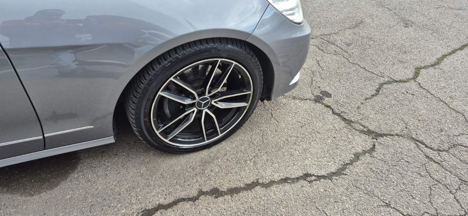 Mercedes-Benz E 250, снимка 4 - Автомобили и джипове - 54849875