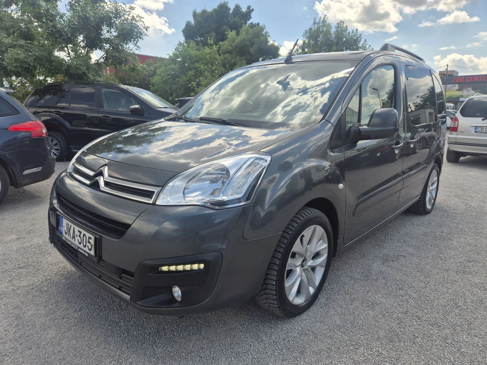 Citroen Berlingo 1.6-HDI/АВТОМАТИК/MULTISPASE