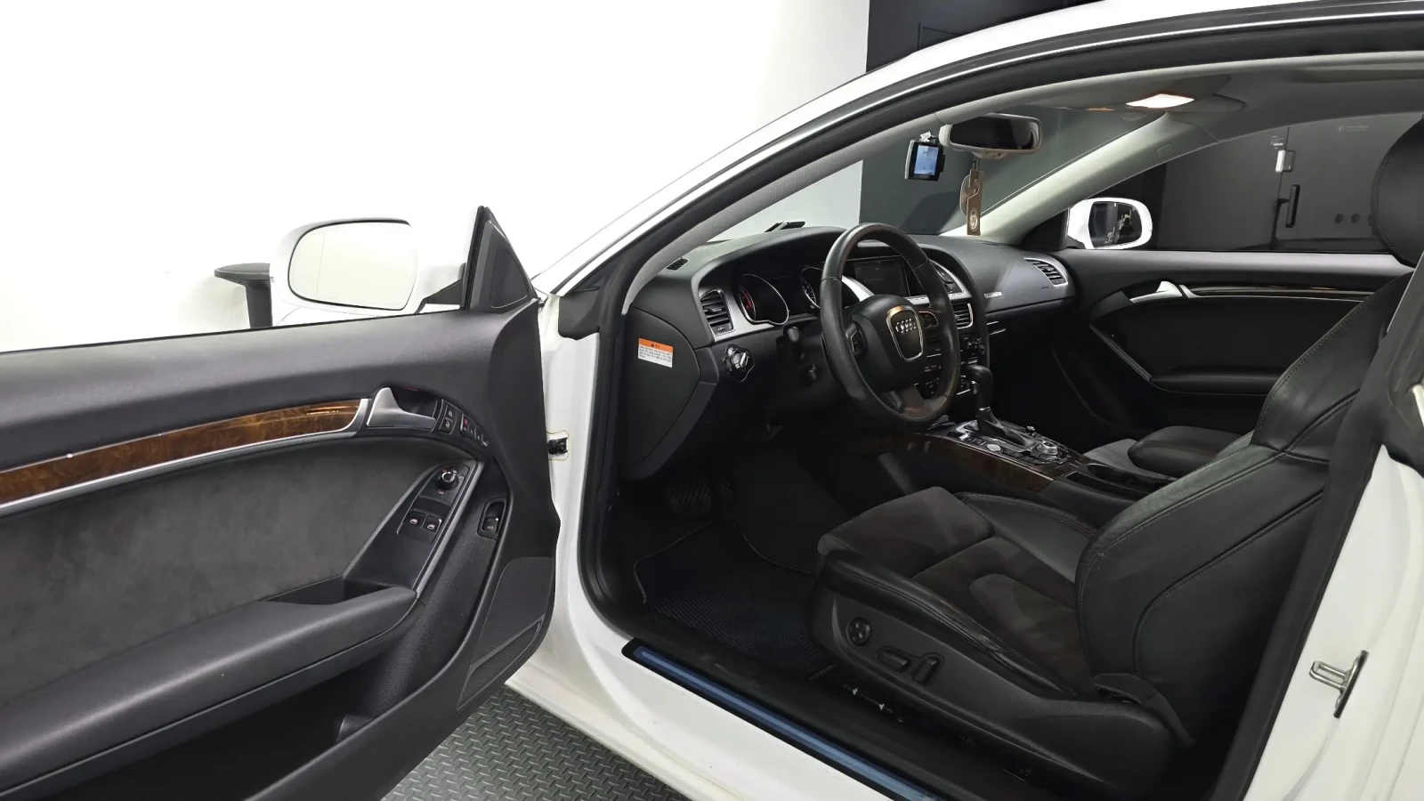 Audi A5 !PRESTIGE! #УНИКАТ# !FULL!, снимка 8 - Автомобили и джипове - 55049026