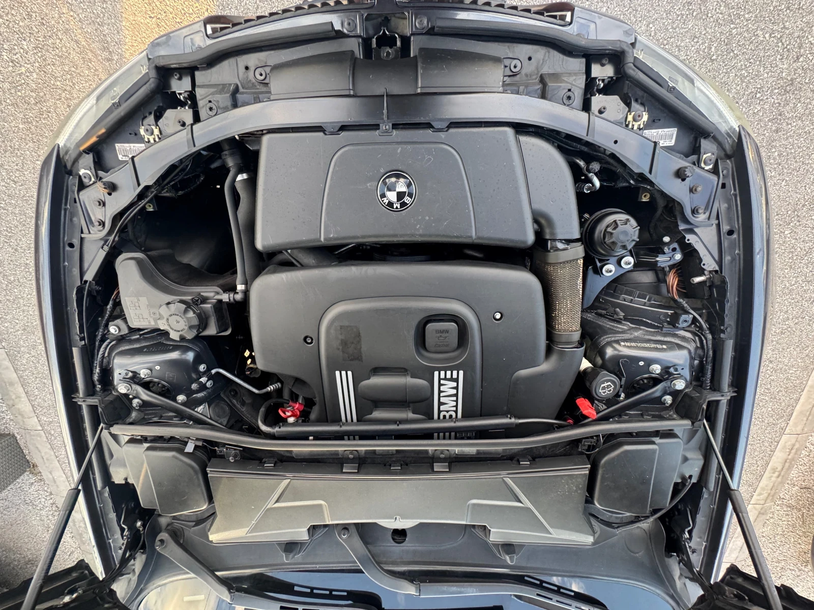 BMW 320 180хил 163к.с. Пълен сервиз , снимка 16 - Автомобили и джипове - 55064218