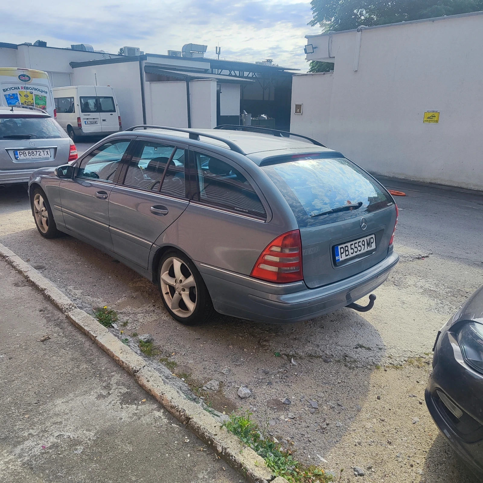 Mercedes-Benz C 220, снимка 14 - Автомобили и джипове - 55180426