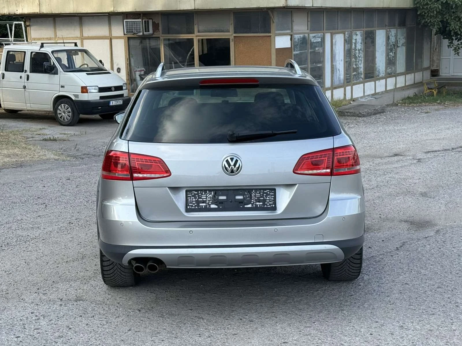VW Passat 2.0 tdi Alltrack 4x4, снимка 7 - Автомобили и джипове - 55657695