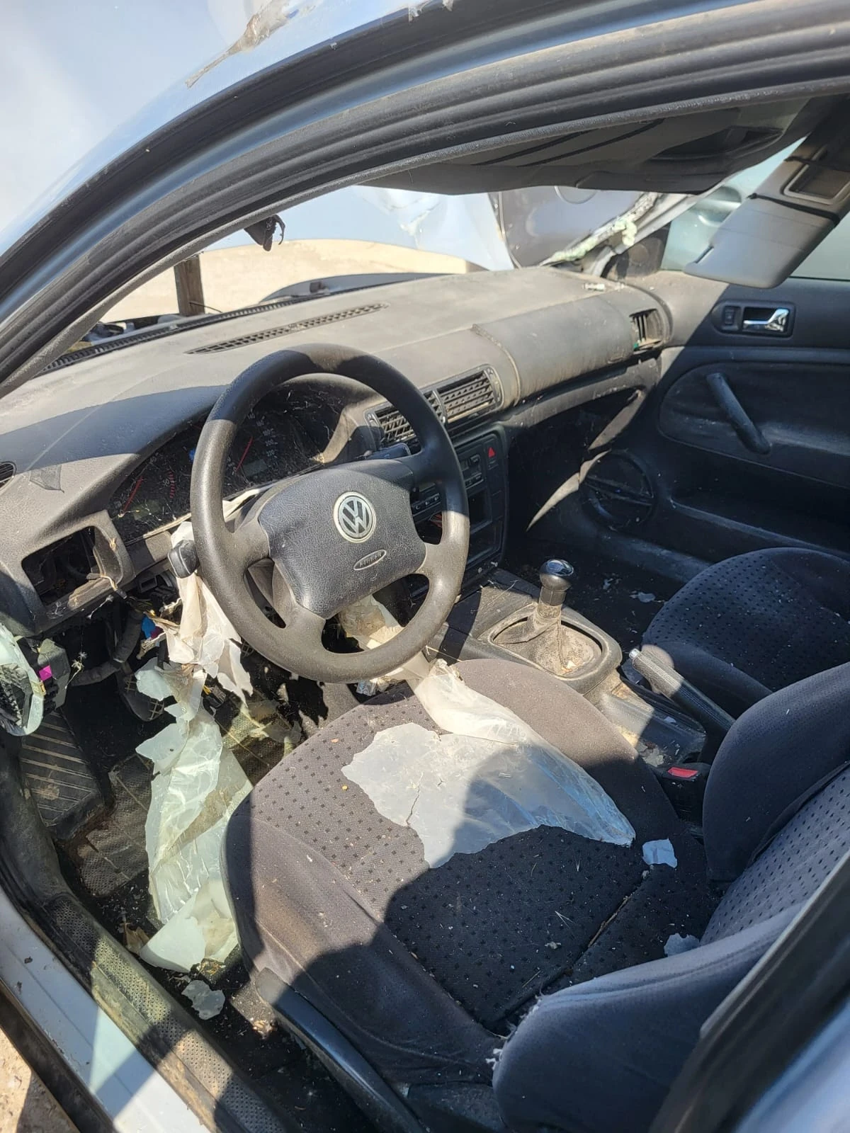 VW Passat, снимка 7 - Автомобили и джипове - 56177169