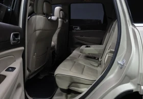 Jeep Grand cherokee OVERLAND* КОЖА* ПОДГРЕВ* ОБДУХВАНЕ* КАМЕРА* НАВИ* , снимка 12