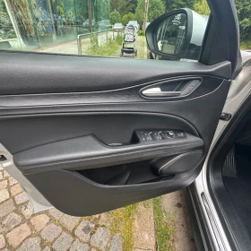 Alfa Romeo Stelvio, снимка 9
