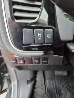 Mitsubishi Outlander 2.0 бензин 120к.с внос италия4x4 - 9299 € / 18187.26 лв. - 69364912 9