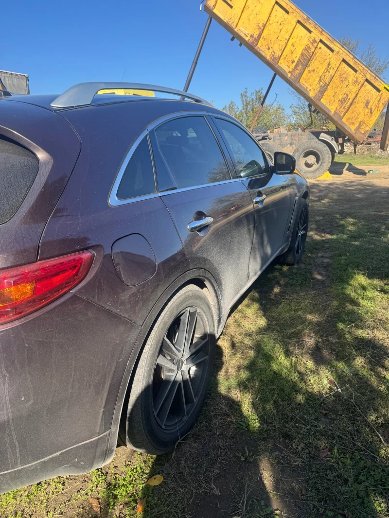 Infiniti Fx 30, снимка 6 - Автомобили и джипове - 52262866