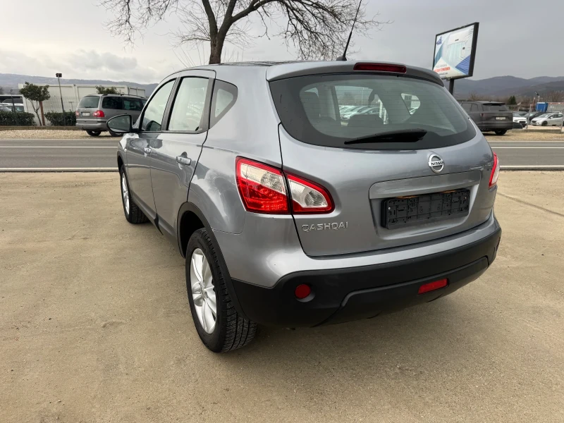 Nissan Qashqai 1.6 16 v Avtomatik , снимка 5 - Автомобили и джипове - 53383401