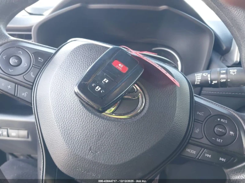Toyota Rav4 2.5L I-4 DI, DOHC, VVT, 203HP Front Wheel Drive, снимка 3 - Автомобили и джипове - 53562219