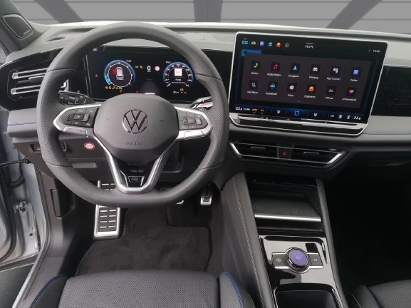 VW Tiguan 2.0 TDI 4Motion = R-Line = Гаранция, снимка 6 - Автомобили и джипове - 55736872
