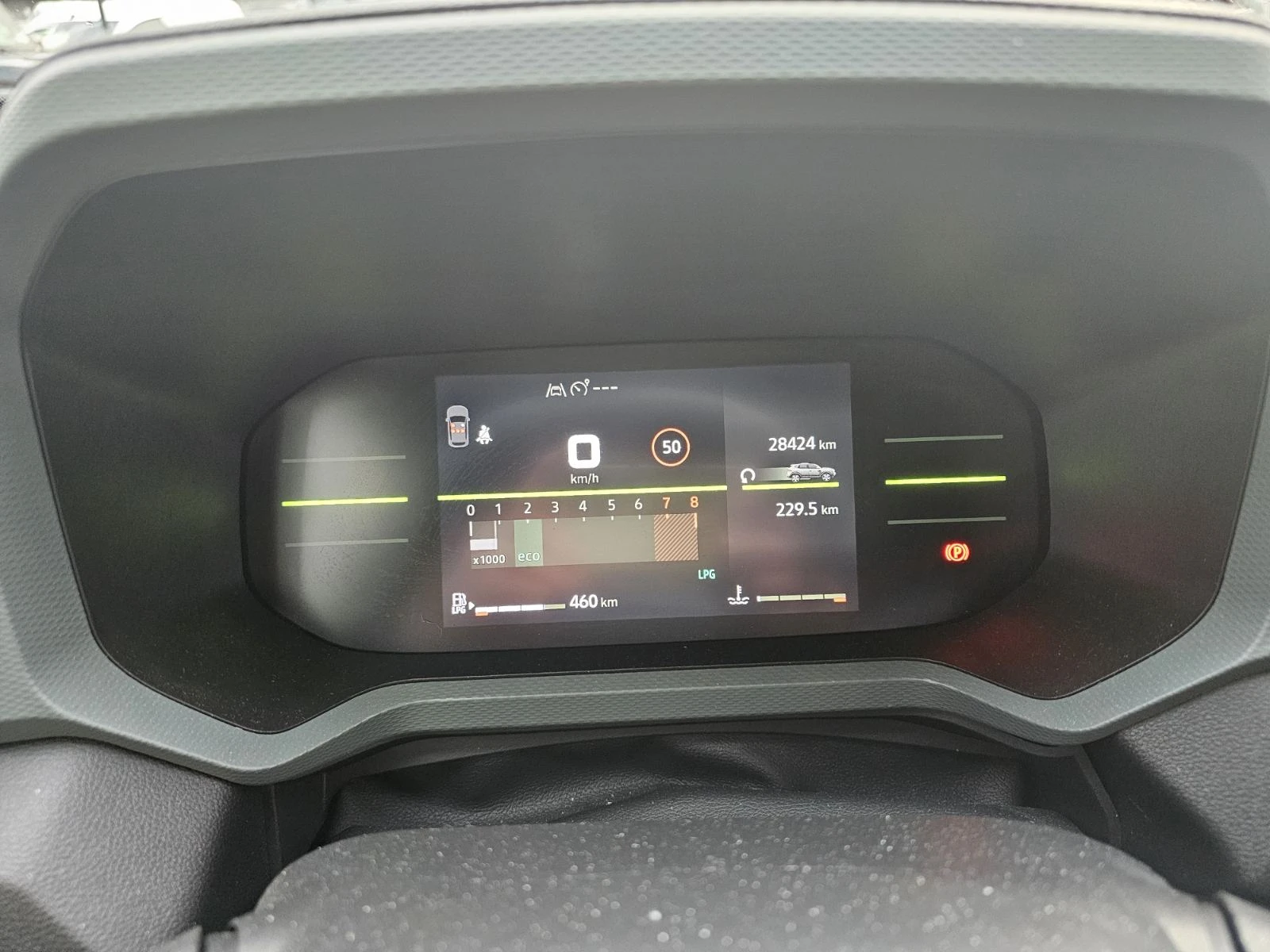 Dacia Duster 1.0 TCe 100 LPG - изображение 8