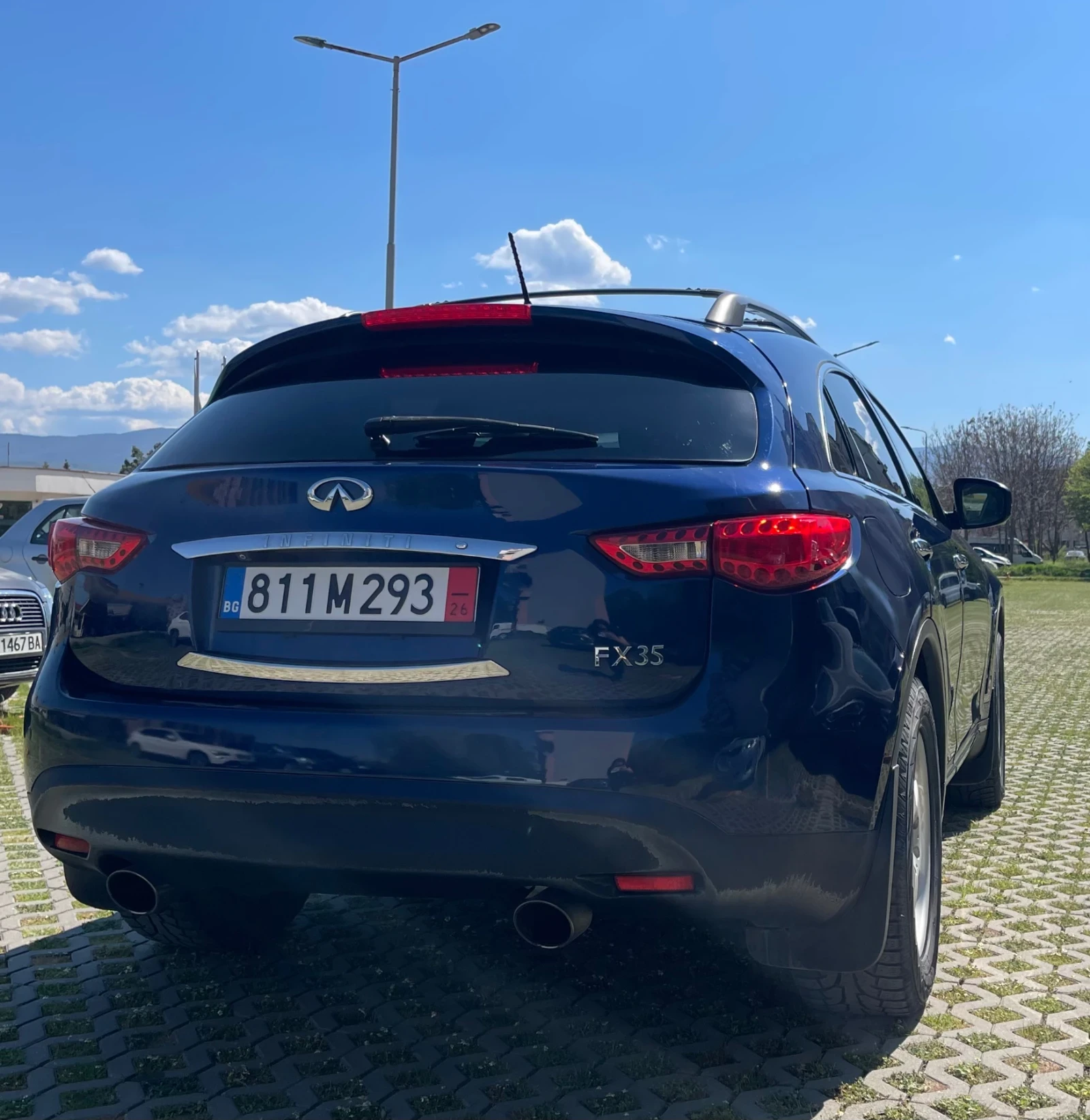 Infiniti Fx 35, снимка 10 - Автомобили и джипове - 54246027