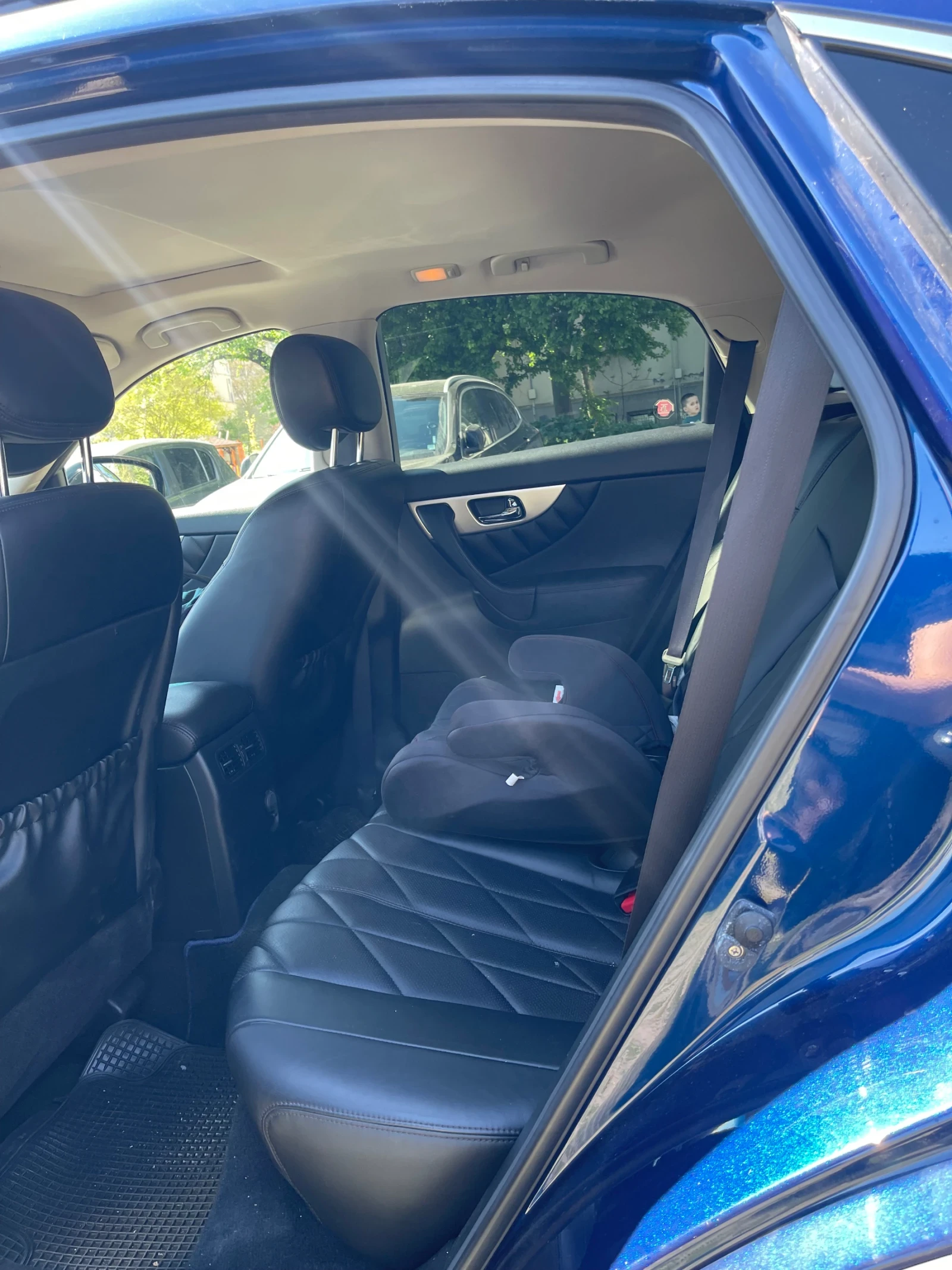 Infiniti Fx 35, снимка 5 - Автомобили и джипове - 54246027