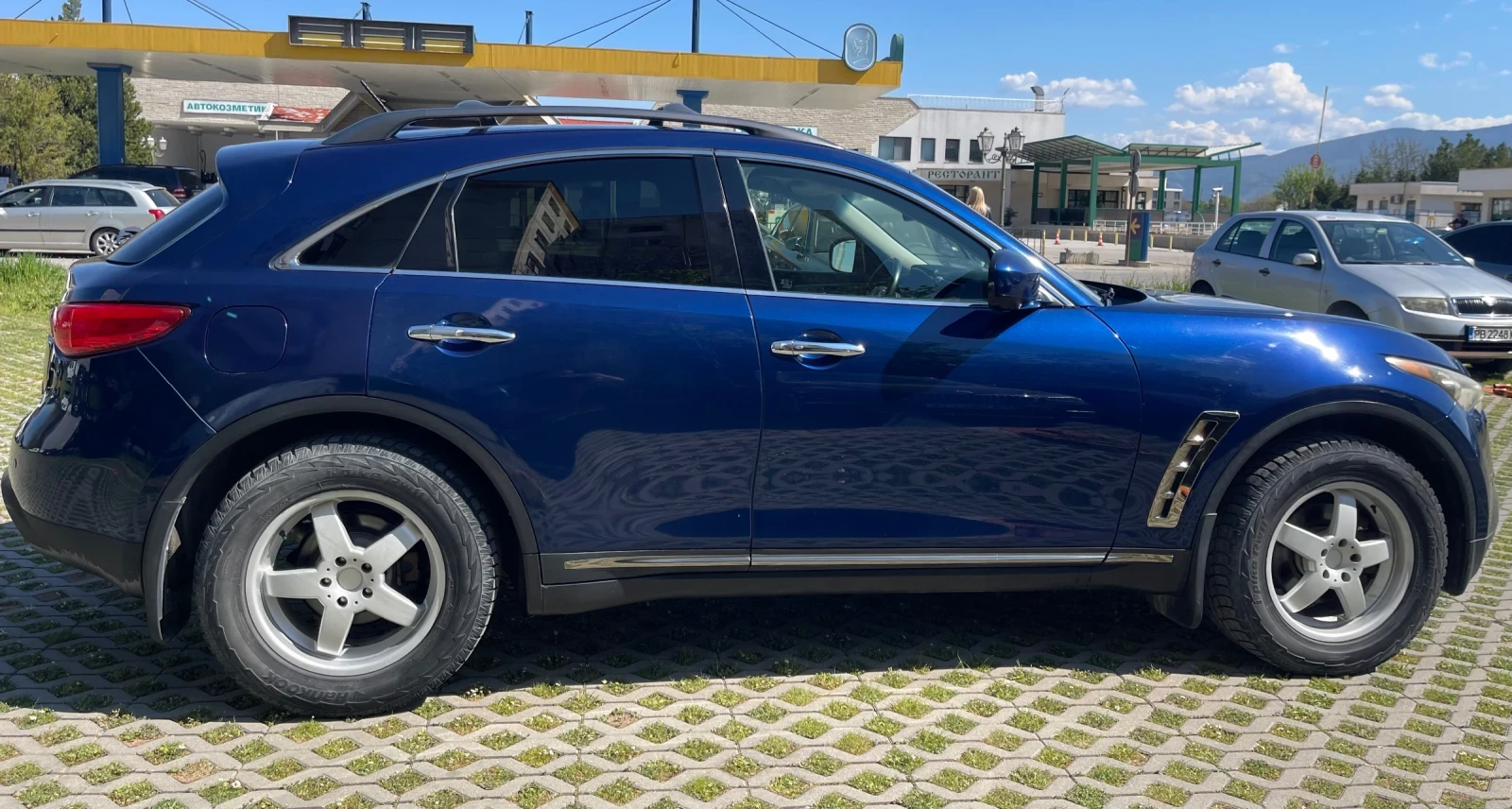 Infiniti Fx 35, снимка 7 - Автомобили и джипове - 54246027