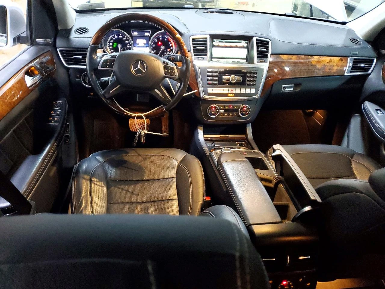 Mercedes-Benz GL 550 4MATIC| V8| ����������| ������� | Mobile.bg � ����������� 8