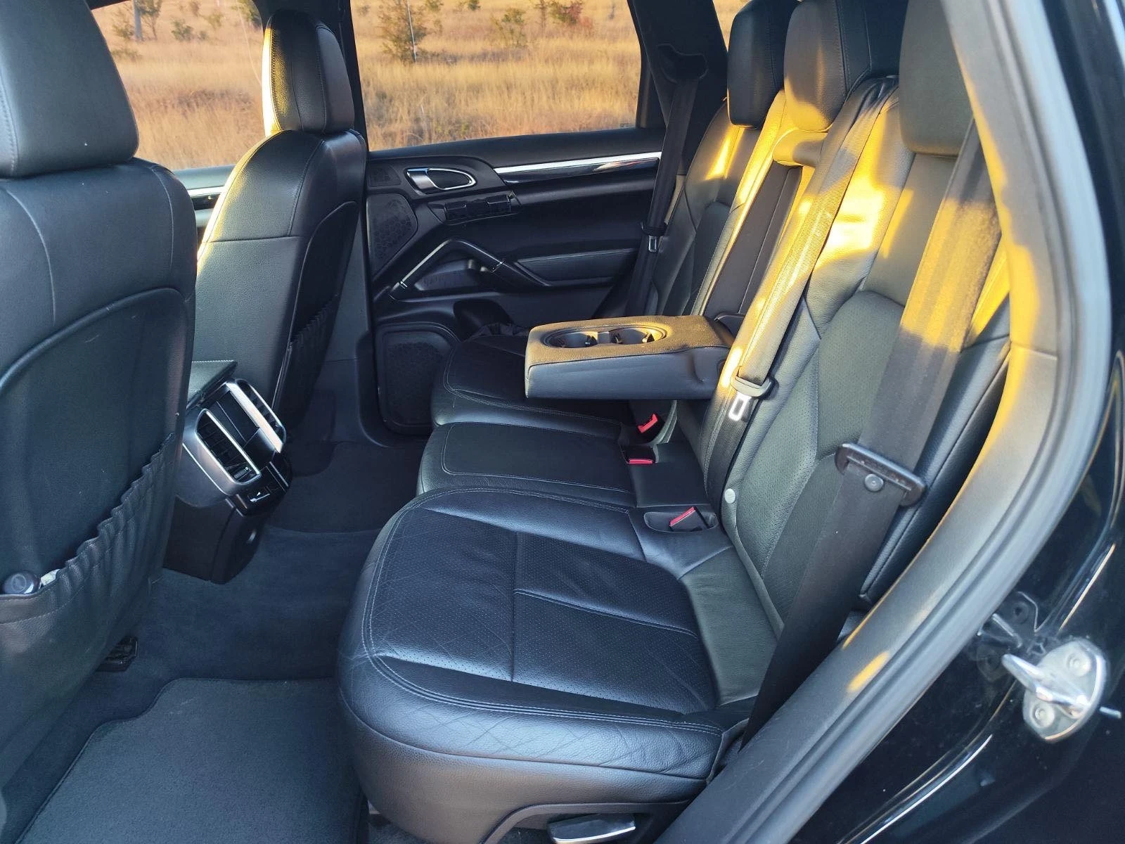 Porsche Cayenne, снимка 7 - Автомобили и джипове - 56143509