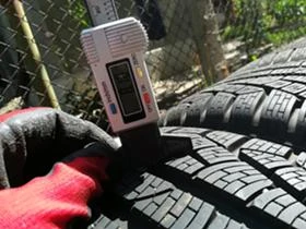 Гуми Зимни 225/55R17, снимка 4