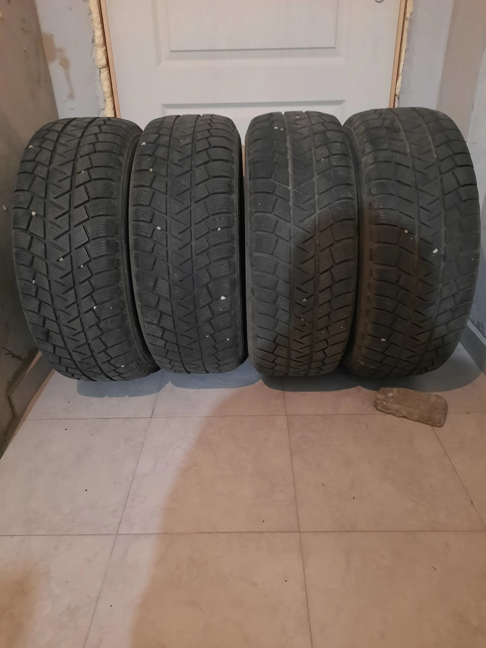 ���� 235/60R16 | Mobile.bg � ����������� 1