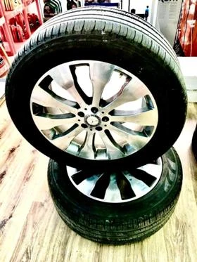        295/45R20  Mercedes-Benz GLS 450