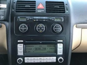 VW Touran 2.0i,Ecofuel,Xenon, снимка 15