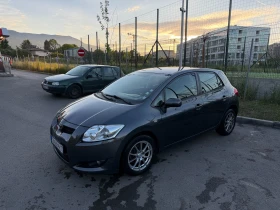 Toyota Auris, снимка 1