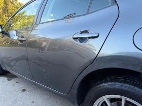 Toyota Auris, снимка 5