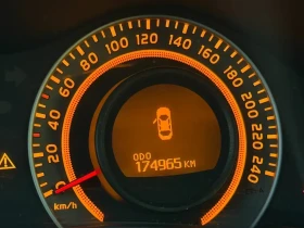Toyota Auris, снимка 6