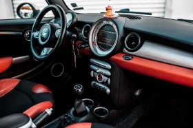 Mini Cooper 1.6d /6ск./ОБСЛУЖЕНА/ТОП СЪСТОЯНИЕ/НАВИГАЦИЯ, снимка 8